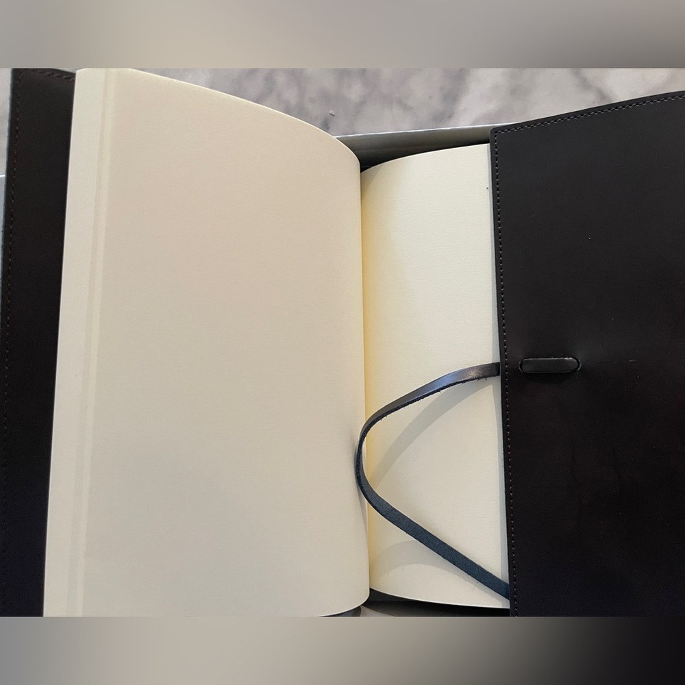 Pinetti Italian Leather Notebook New in Box - Picture 3 of 4